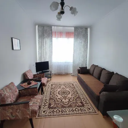 у погранпункта Апартаменты Нарва